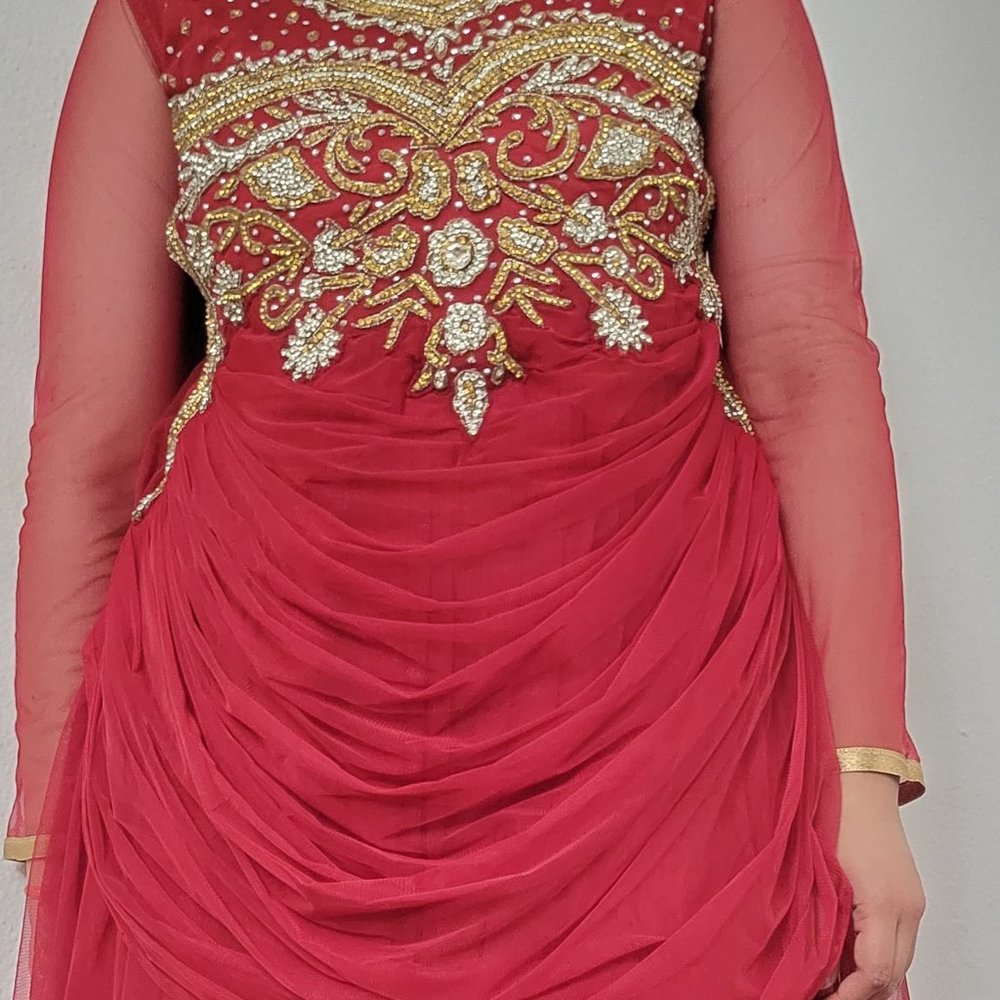 gown